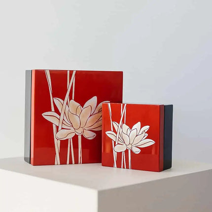 Silk and lacquer craftsmanship at Artisans Angkor