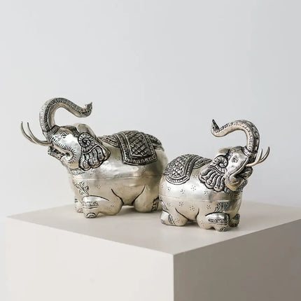 Khmer silverware craftsmanship at Artisans Angkor