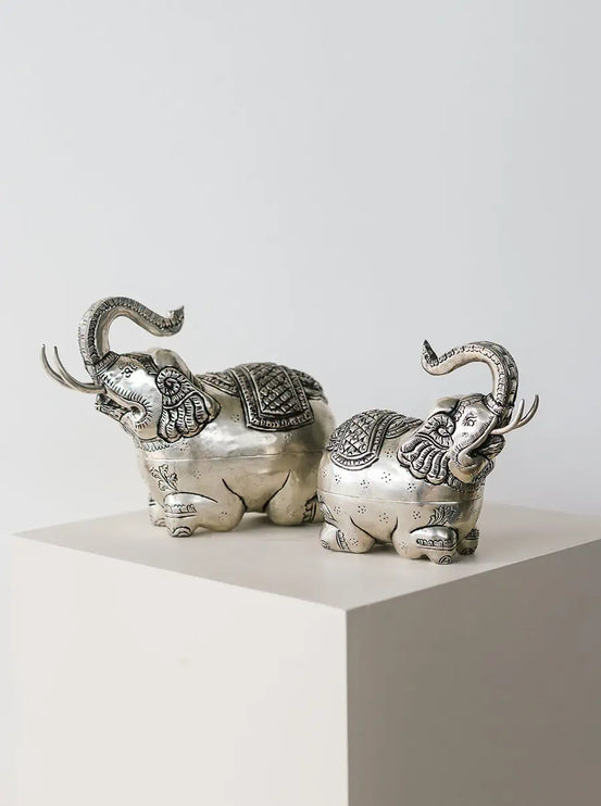 Artisans Angkor silverware artisan creating Khmer decorative work